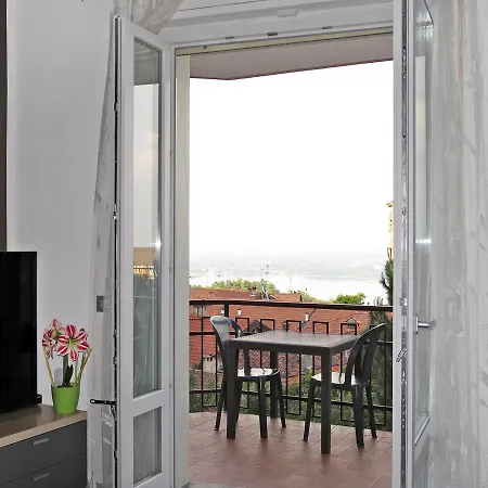 Ginevra 100s Apartment Nebbiuno
